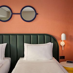 Kamer "Art" met Twee Aparte Bedden